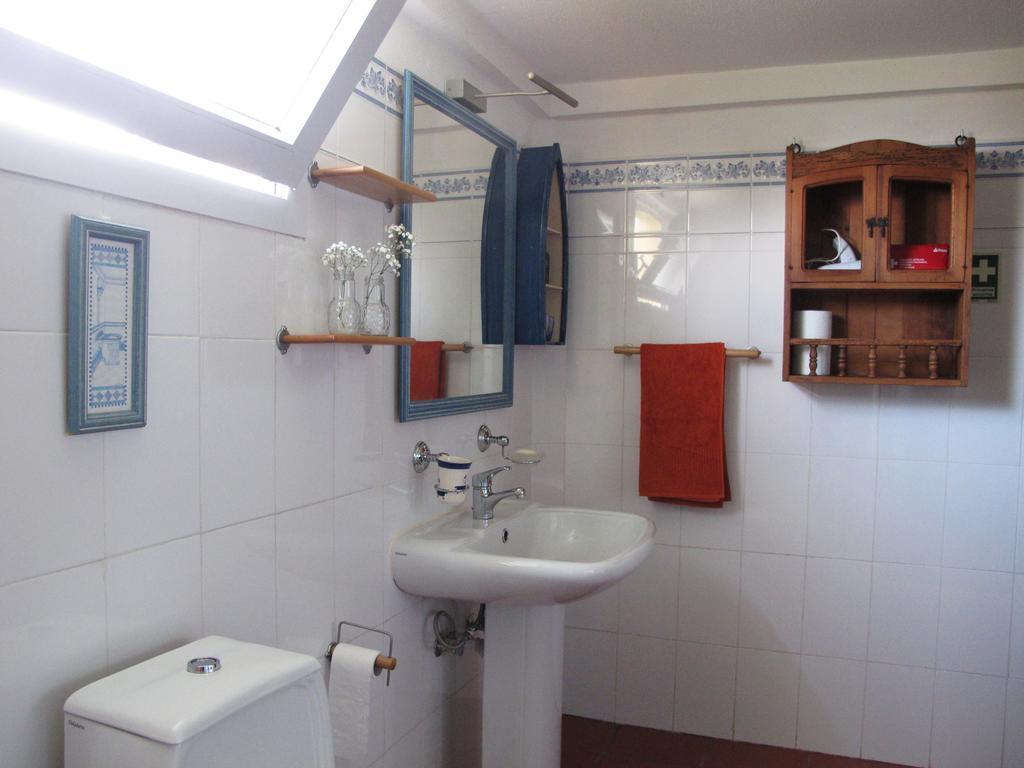 Bisbis House Guest House Porto Moniz Exterior photo