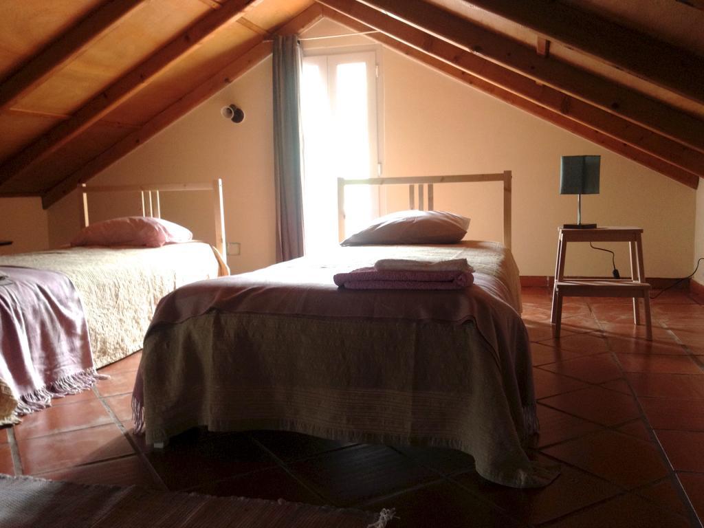 Bisbis House Guest House Porto Moniz Exterior photo
